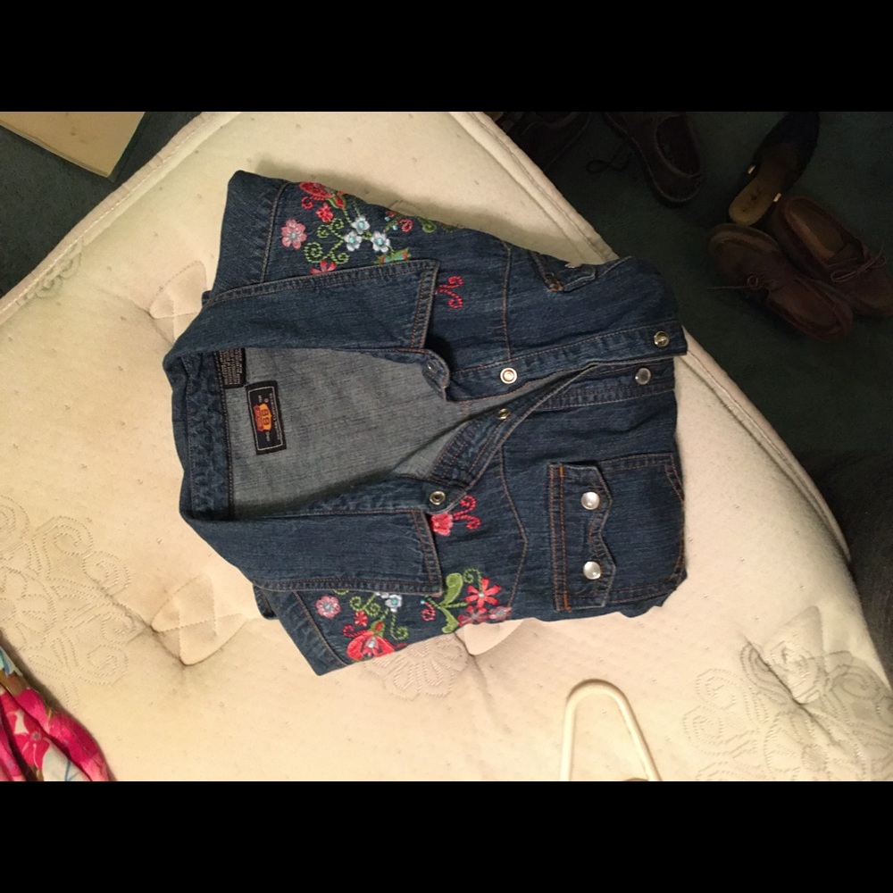 Jean Jacket - Picture 2 of 4